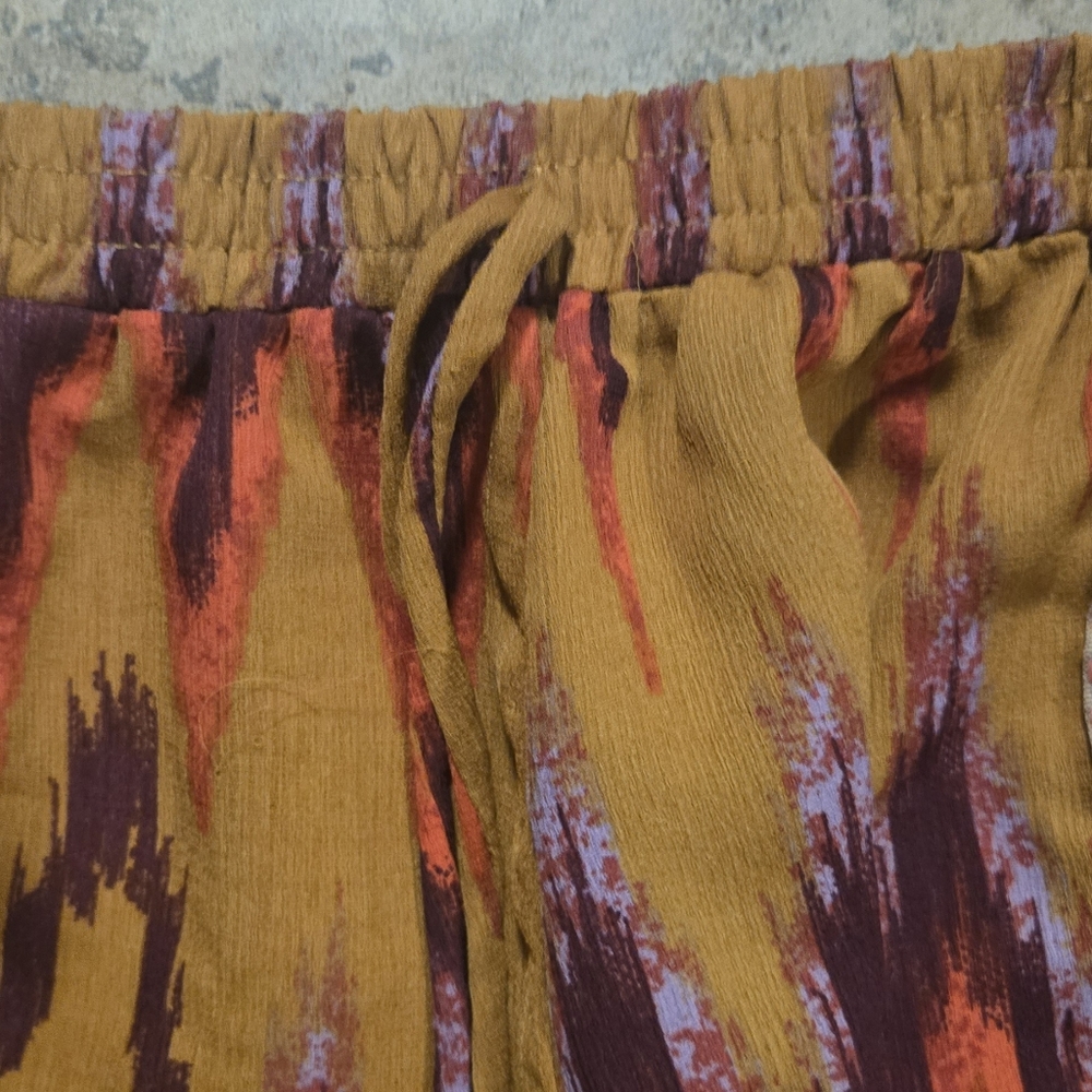 Patterned Women's Shorts About A Girl Aztec XL new Pockets - Picture 3 of 4